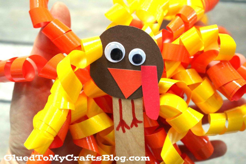 curling ribbon turkey puppet