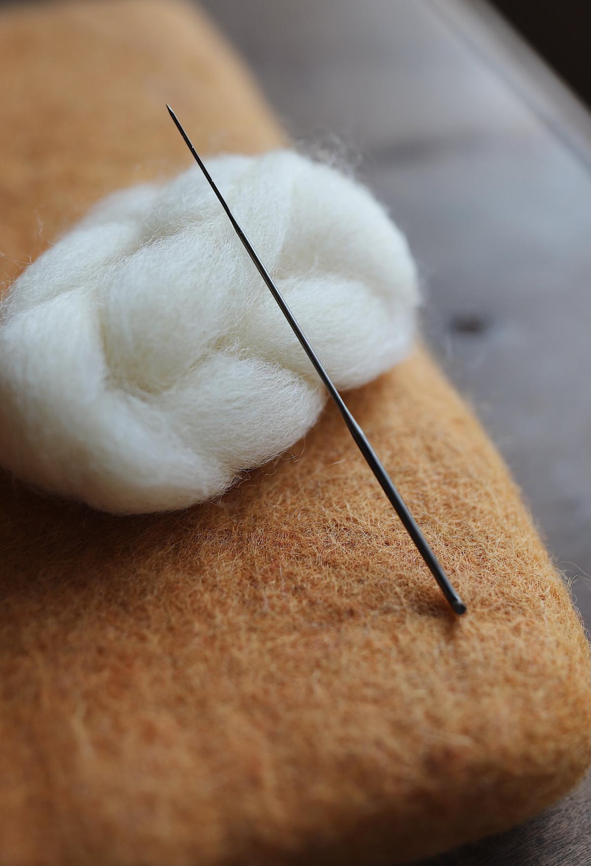 Needle felt and needle