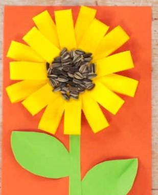 Sunflower made with paper loops